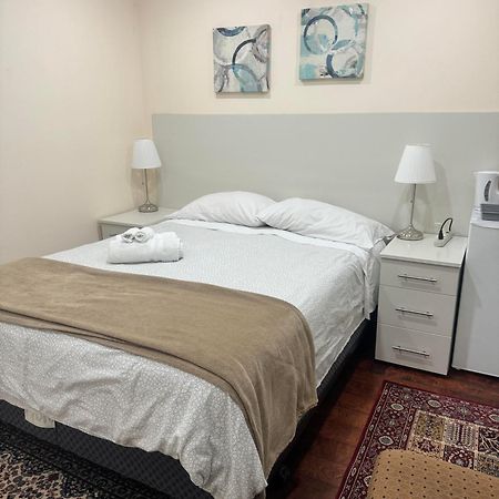 Comfortable Guest Home Near Downtown Vancouver & Sights & Stores Exterior photo